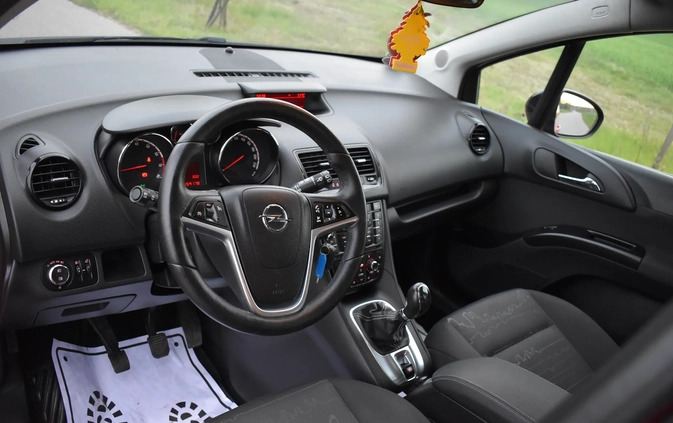 Opel Meriva cena 34900 przebieg: 149000, rok produkcji 2014 z Łask małe 781